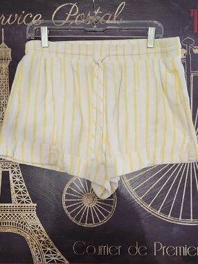 Universal Thread White and Yellow Striped High Waist Drawstring Shorts With